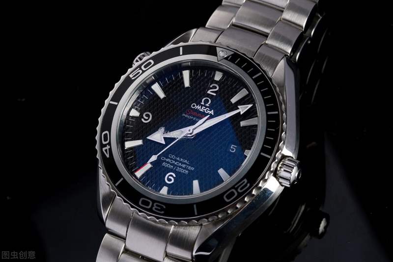 歐米茄的海馬300腕表在什么水平?為什么適合新手選擇-復刻表