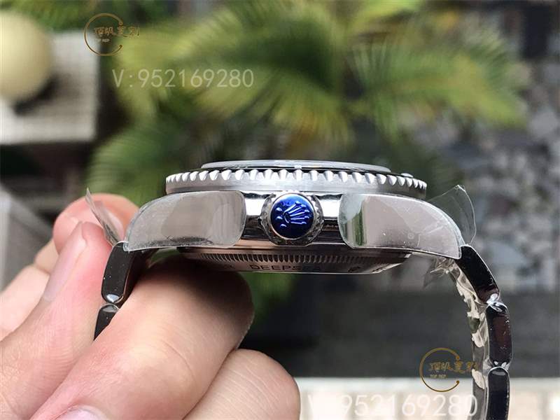 AR廠勞力士漸變藍(lán)鬼王v2版腕表復(fù)刻做工怎么樣對比n廠漸變鬼王-復(fù)刻表