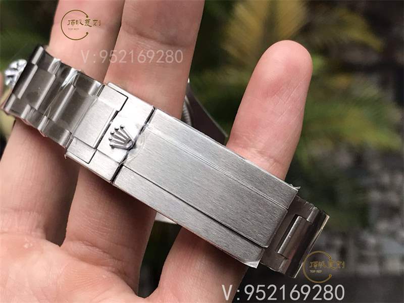 AR廠勞力士漸變藍(lán)鬼王v2版腕表復(fù)刻做工怎么樣對比n廠漸變鬼王-復(fù)刻表