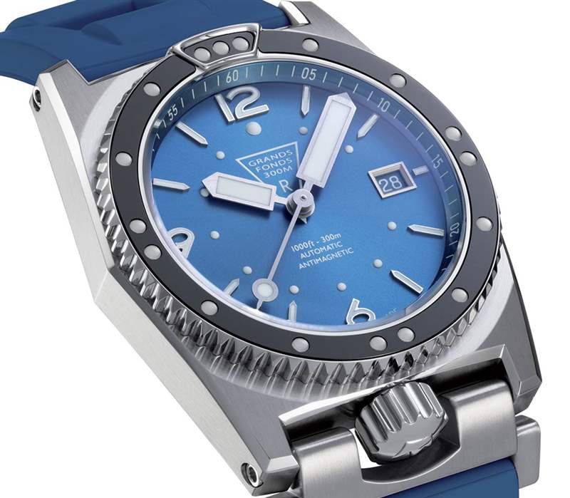 格蘭德斯基金會 300 中新網(wǎng)-復刻表