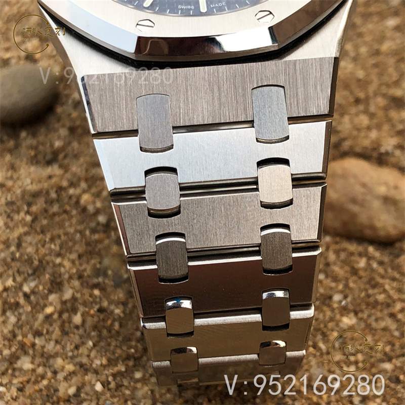 XF廠AP愛彼15202超薄皇家橡樹復刻表做工怎么樣-復刻表