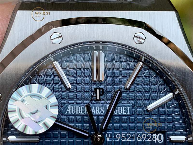 ZF廠愛彼15400皇家橡樹復(fù)刻實(shí)拍做工怎么樣,超薄鋼王-復(fù)刻表