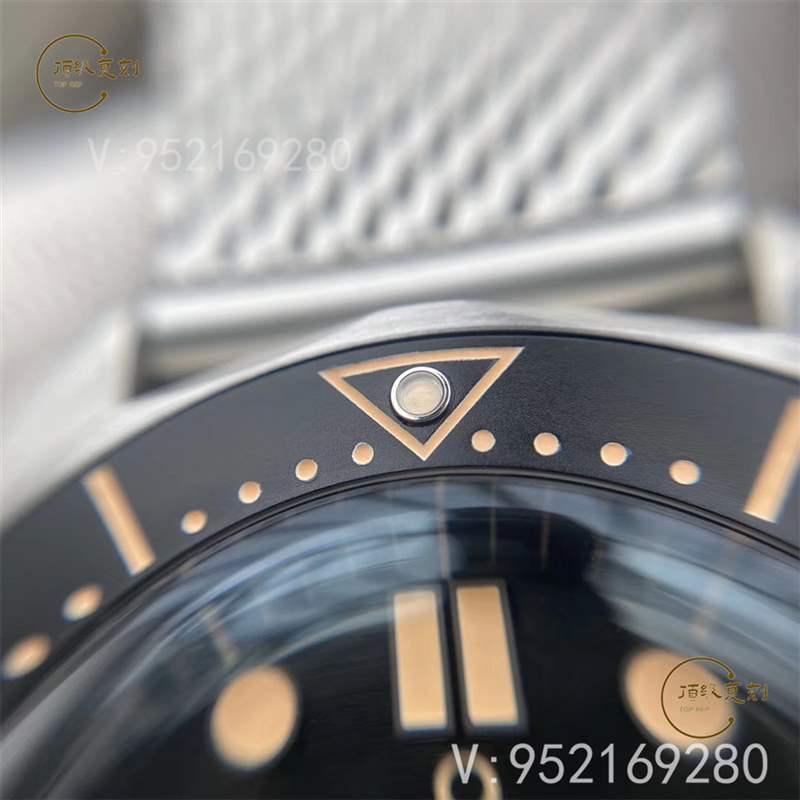 VS廠歐米茄無(wú)暇赴死007復(fù)刻表評(píng)測(cè)-VS廠007無(wú)暇赴死做工怎么樣-復(fù)刻表