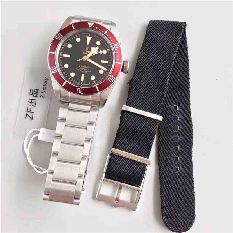 ZF廠帝舵碧灣系列M79230R-0003小紅盾復(fù)刻表做工怎么樣-復(fù)刻表