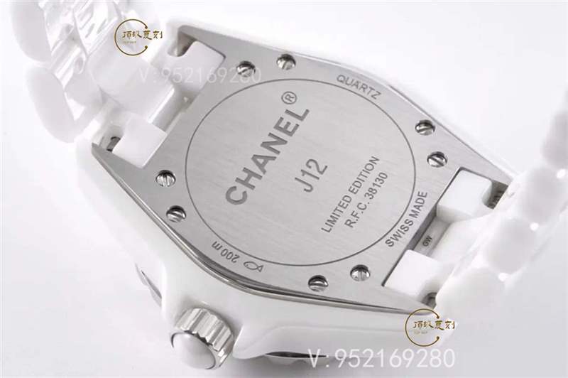 XF廠香奈兒J12系列陶瓷石英女士復(fù)刻表粉盤做工怎么樣-復(fù)刻表