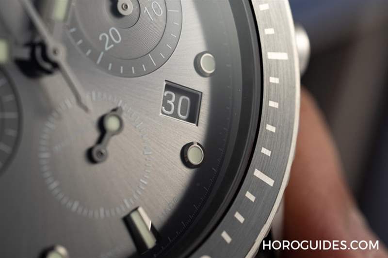 18K紅金藍面、23級鈦灰面，Blancpain五十噚深潛器飛返計時碼表兩款延伸新作-復刻表