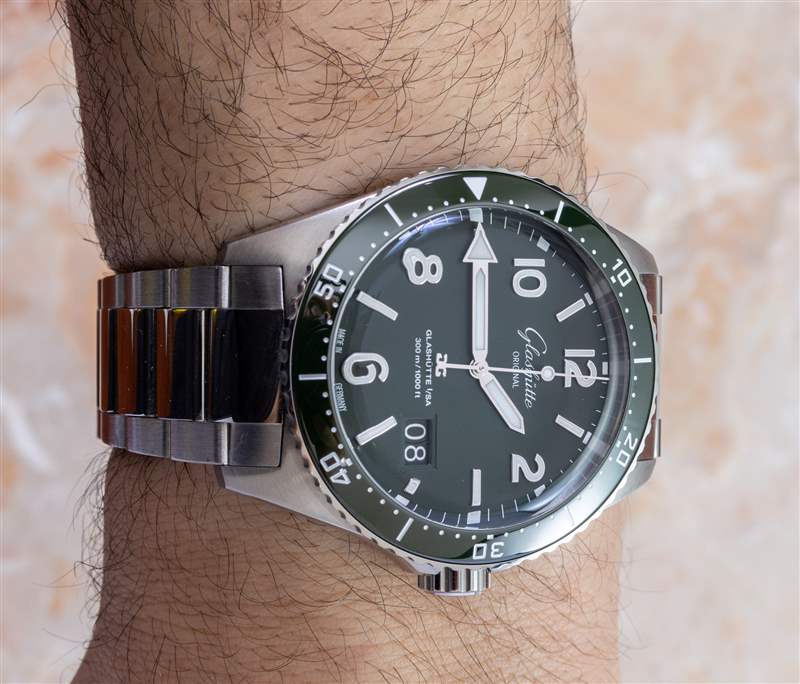 動手實踐:格拉蘇蒂原創 SeaQ 綠色表盤精鋼潛水表 動手實踐:格拉蘇蒂原創 SeaQ 綠色表盤精鋼潛水表-復刻表