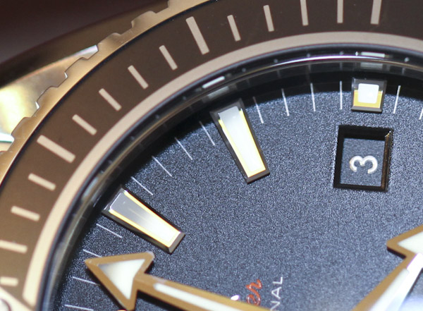 歐米茄海馬系列海洋宇宙同軸天文臺腕表評論-復刻表