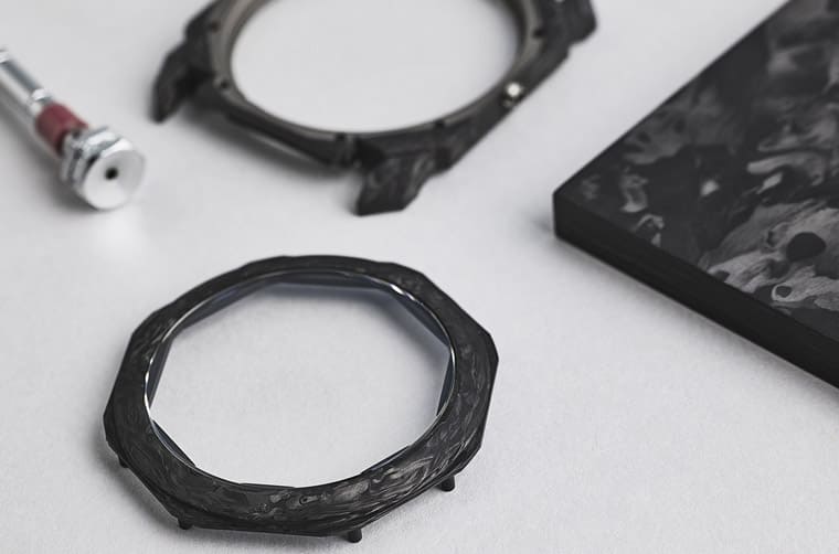 寶格麗連推兩款啟用鍛造碳材質的Octo Finissimo超薄表搭配玫瑰金細節展現奢華前衛感-復刻表