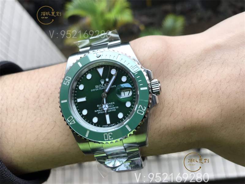 手表進(jìn)水有霧氣怎么辦(怎樣處理效果最好)-復(fù)刻表