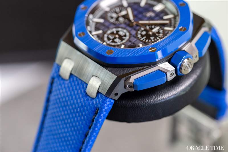 愛彼皇家橡樹離岸型自動上鏈計時黑色和藍色陶瓷腕表-復刻表