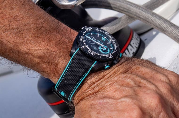 歐米茄以海馬Planet Ocean計時碼表為基礎創(chuàng)作最新阿聯(lián)酋航空紐西蘭ETNZ船隊聯(lián)名表-復刻表