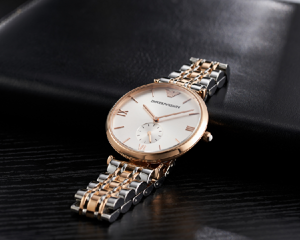 DW和阿瑪尼手表哪個好 DW和阿瑪尼手表哪個好(DW和阿瑪尼手表哪個檔次高)-復刻表