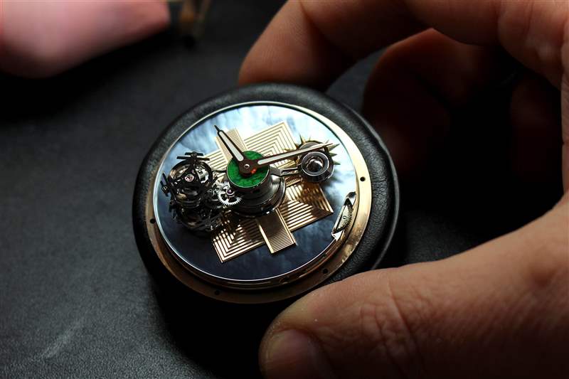 Louis Moinet推出Maya Eclipse獨一款雙重陀飛輪腕表:瑪雅文明 Louis Moinet推出Maya Eclipse獨一款雙重陀飛輪腕表:瑪雅文明-復刻表