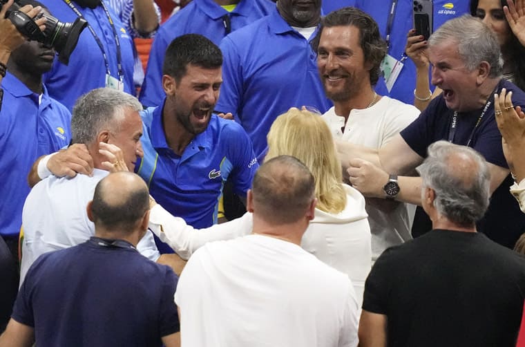 2023美網(wǎng)喬科維奇勇奪第24座大滿貫冠軍手上再度亮出高話題陶瓷表-復刻表