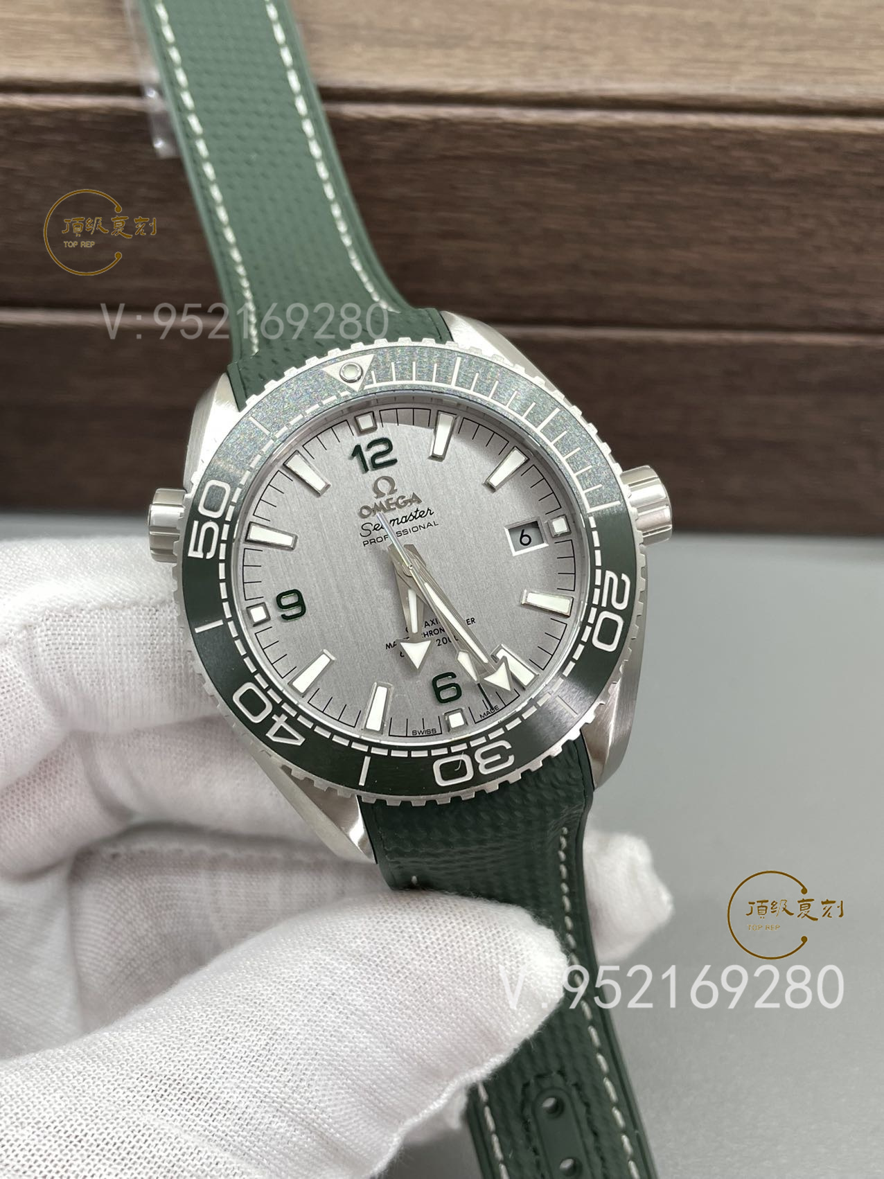 VS廠歐米茄新品海馬600m系列手表綠圈磨砂盤,型號(hào)215.32.44.21.06.001-復(fù)刻表