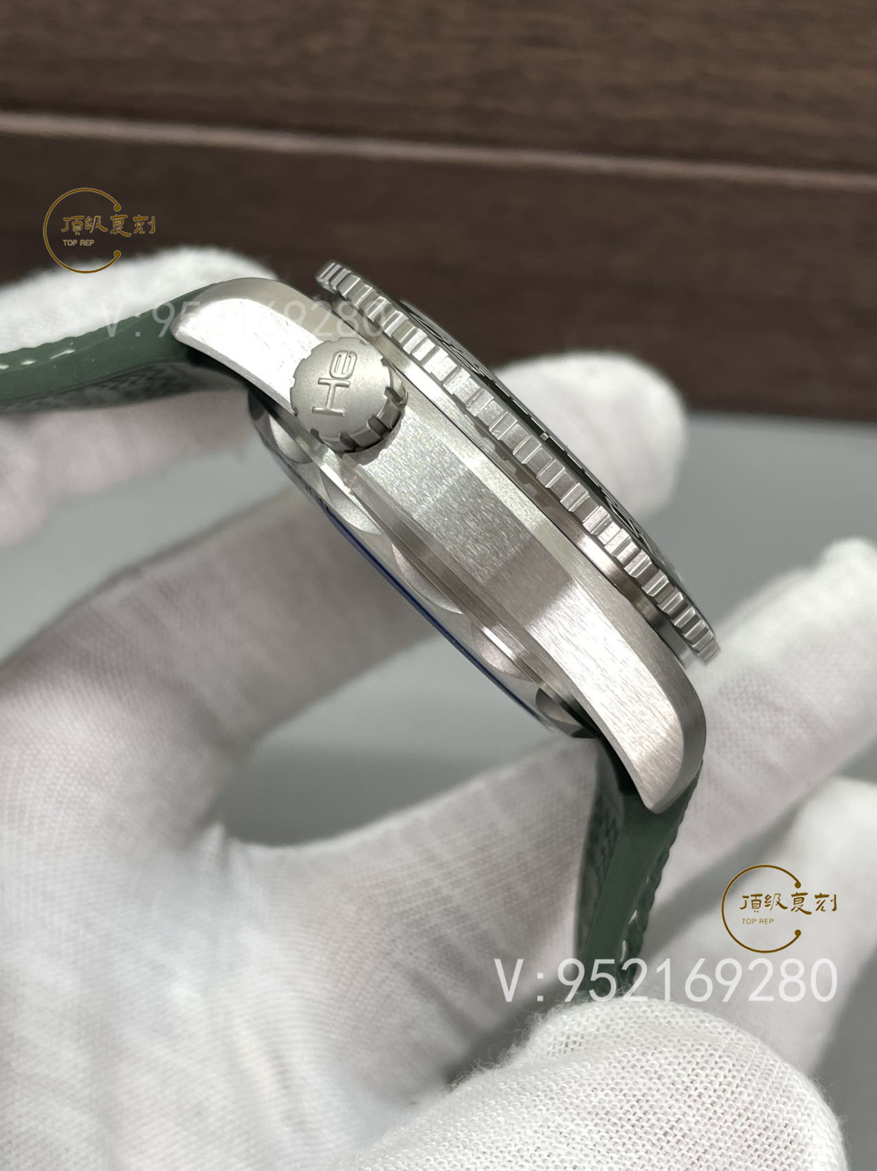 VS廠歐米茄新品海馬600m系列手表綠圈磨砂盤,型號(hào)215.32.44.21.06.001-復(fù)刻表