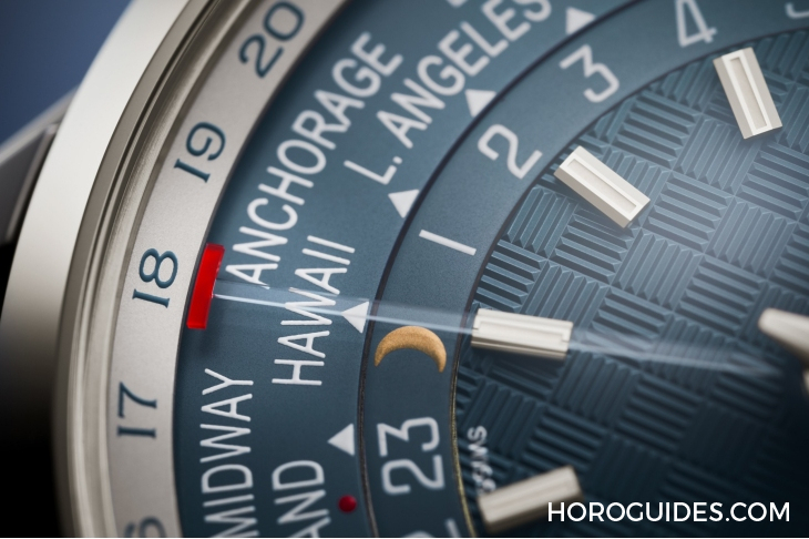 PATEK PHILIPPE - NAUTILUS - 5980/60G-001 - 年輕活力風(fēng)的表王！ 盤點(diǎn)PATEK PHILIPPE百達(dá)翡麗藍(lán)灰色調(diào)腕表